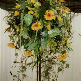 fwthumbWaterfall style pedestal.jpg